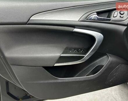 Чорний Опель Інсігнія, об'ємом двигуна 1.96 л та пробігом 324 тис. км за 10800 $, фото 6 на Automoto.ua