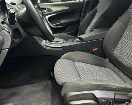 Черный Опель Инсигния, объемом двигателя 2 л и пробегом 324 тыс. км за 10800 $, фото 8 на Automoto.ua