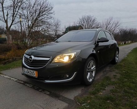 Чорний Опель Інсігнія, об'ємом двигуна 2 л та пробігом 255 тис. км за 10999 $, фото 1 на Automoto.ua
