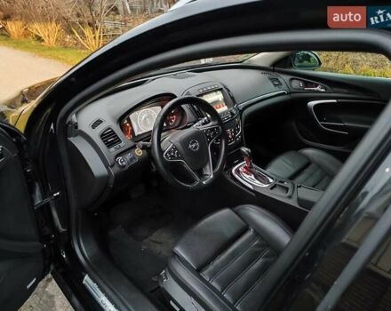 Черный Опель Инсигния, объемом двигателя 1.96 л и пробегом 255 тыс. км за 10999 $, фото 10 на Automoto.ua