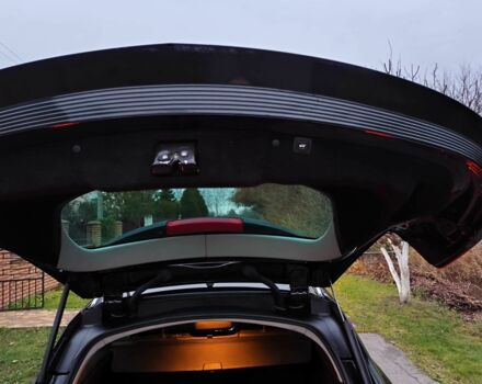 Чорний Опель Інсігнія, об'ємом двигуна 2 л та пробігом 255 тис. км за 10999 $, фото 22 на Automoto.ua