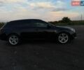 Чорний Опель Інсігнія, об'ємом двигуна 1.6 л та пробігом 260 тис. км за 9999 $, фото 4 на Automoto.ua