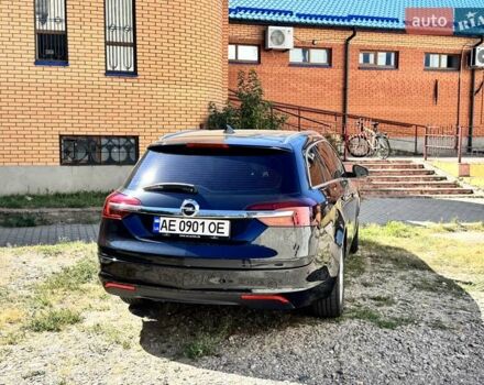 Черный Опель Инсигния, объемом двигателя 1.6 л и пробегом 154 тыс. км за 12300 $, фото 4 на Automoto.ua