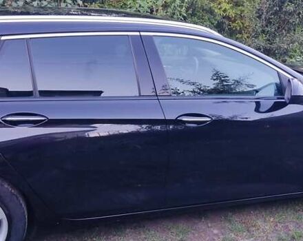 Черный Опель Инсигния, объемом двигателя 1.96 л и пробегом 199 тыс. км за 14300 $, фото 5 на Automoto.ua