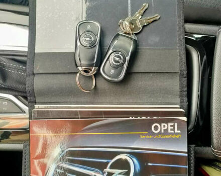 Черный Опель Инсигния, объемом двигателя 1.6 л и пробегом 190 тыс. км за 15800 $, фото 41 на Automoto.ua