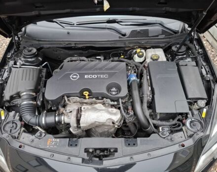 Чорний Опель Інсігнія, об'ємом двигуна 2 л та пробігом 234 тис. км за 12940 $, фото 8 на Automoto.ua