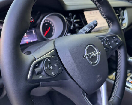 Чорний Опель Інсігнія, об'ємом двигуна 1.96 л та пробігом 240 тис. км за 13999 $, фото 7 на Automoto.ua