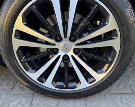 Чорний Опель Інсігнія, об'ємом двигуна 1.96 л та пробігом 240 тис. км за 13999 $, фото 20 на Automoto.ua