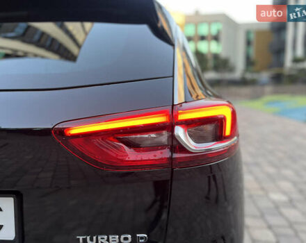 Черный Опель Инсигния, объемом двигателя 1.96 л и пробегом 241 тыс. км за 15900 $, фото 17 на Automoto.ua