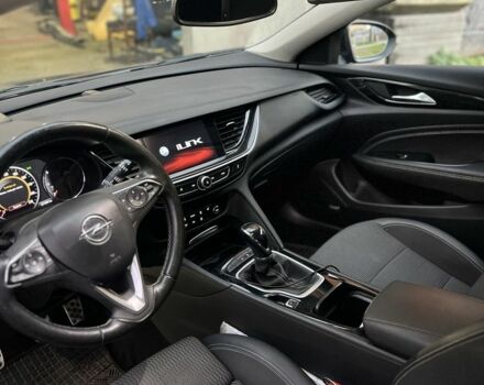 Черный Опель Инсигния, объемом двигателя 2 л и пробегом 220 тыс. км за 14900 $, фото 7 на Automoto.ua