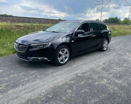 Чорний Опель Інсігнія, об'ємом двигуна 2 л та пробігом 180 тис. км за 15500 $, фото 1 на Automoto.ua