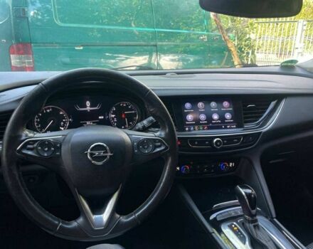Чорний Опель Інсігнія, об'ємом двигуна 2 л та пробігом 180 тис. км за 15500 $, фото 4 на Automoto.ua