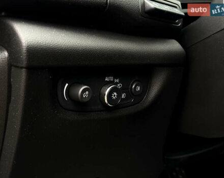 Чорний Опель Інсігнія, об'ємом двигуна 2 л та пробігом 167 тис. км за 22900 $, фото 22 на Automoto.ua