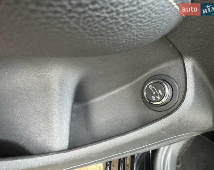 Чорний Опель Інсігнія, об'ємом двигуна 1.96 л та пробігом 213 тис. км за 18422 $, фото 31 на Automoto.ua