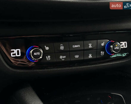 Чорний Опель Інсігнія, об'ємом двигуна 2 л та пробігом 167 тис. км за 22900 $, фото 29 на Automoto.ua