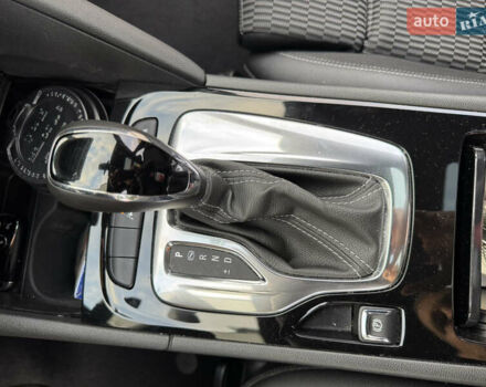 Чорний Опель Інсігнія, об'ємом двигуна 1.96 л та пробігом 213 тис. км за 18422 $, фото 23 на Automoto.ua