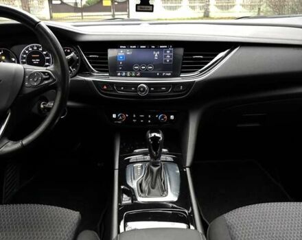 Черный Опель Инсигния, объемом двигателя 1.96 л и пробегом 168 тыс. км за 18800 $, фото 12 на Automoto.ua