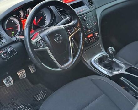 Черный Опель Инсигния, объемом двигателя 1.96 л и пробегом 242 тыс. км за 6999 $, фото 3 на Automoto.ua