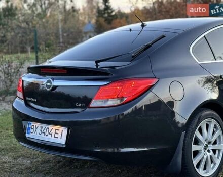 Черный Опель Инсигния, объемом двигателя 1.96 л и пробегом 242 тыс. км за 6999 $, фото 5 на Automoto.ua