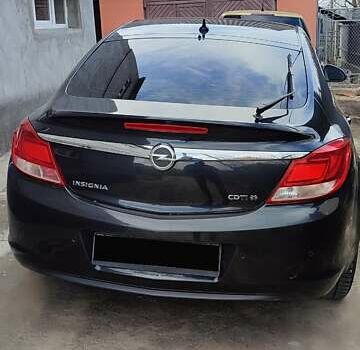 Чорний Опель Інсігнія, об'ємом двигуна 1.96 л та пробігом 175 тис. км за 9950 $, фото 12 на Automoto.ua