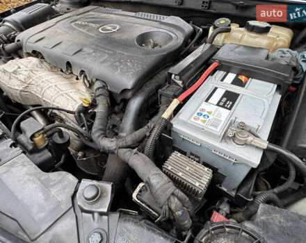 Черный Опель Инсигния, объемом двигателя 1.96 л и пробегом 266 тыс. км за 7700 $, фото 22 на Automoto.ua