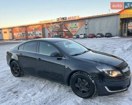 Черный Опель Инсигния, объемом двигателя 1.96 л и пробегом 196 тыс. км за 10999 $, фото 2 на Automoto.ua