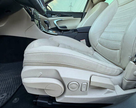 Чорний Опель Інсігнія, об'ємом двигуна 1.96 л та пробігом 260 тис. км за 11000 $, фото 18 на Automoto.ua