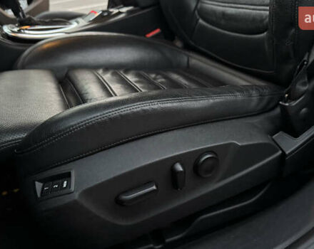 Черный Опель Инсигния, объемом двигателя 1.96 л и пробегом 179 тыс. км за 11900 $, фото 7 на Automoto.ua