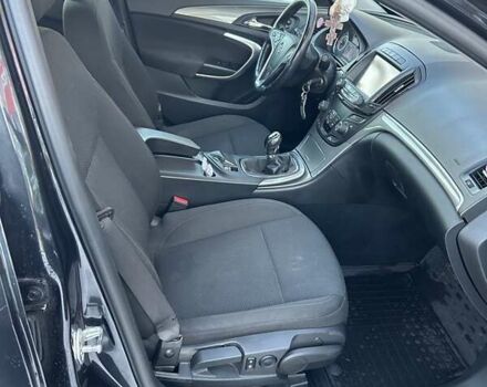 Черный Опель Инсигния, объемом двигателя 1.96 л и пробегом 196 тыс. км за 10999 $, фото 10 на Automoto.ua