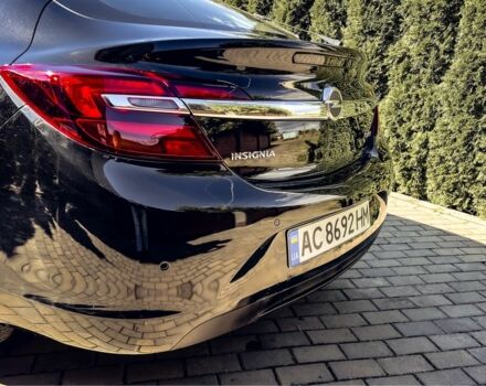 Черный Опель Инсигния, объемом двигателя 1.6 л и пробегом 271 тыс. км за 12700 $, фото 7 на Automoto.ua