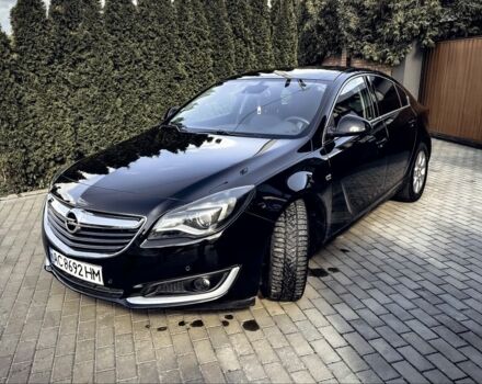 Черный Опель Инсигния, объемом двигателя 1.6 л и пробегом 271 тыс. км за 12700 $, фото 1 на Automoto.ua