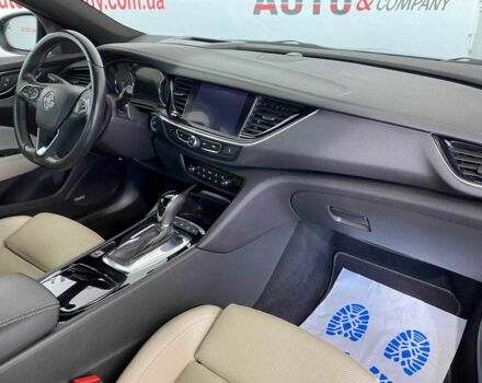 Черный Опель Инсигния, объемом двигателя 2 л и пробегом 140 тыс. км за 19950 $, фото 7 на Automoto.ua