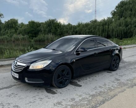 Чорний Опель Інсігнія, об'ємом двигуна 2 л та пробігом 335 тис. км за 5999 $, фото 1 на Automoto.ua
