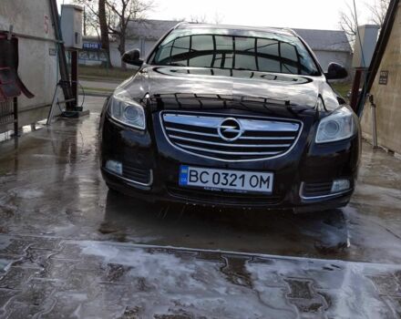 Черный Опель Инсигния, объемом двигателя 2 л и пробегом 260 тыс. км за 6500 $, фото 1 на Automoto.ua