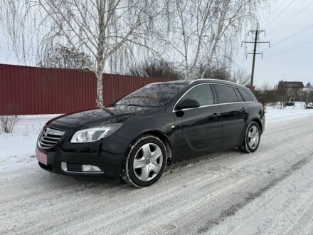 Чорний Опель Інсігнія, об'ємом двигуна 1.6 л та пробігом 204 тис. км за 8400 $, фото 1 на Automoto.ua
