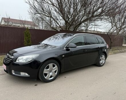 Черный Опель Инсигния, объемом двигателя 1.6 л и пробегом 204 тыс. км за 7900 $, фото 1 на Automoto.ua