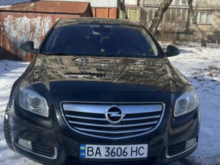 Черный Опель Инсигния, объемом двигателя 1.6 л и пробегом 226 тыс. км за 7700 $, фото 1 на Automoto.ua