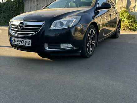 Черный Опель Инсигния, объемом двигателя 1.96 л и пробегом 180 тыс. км за 6800 $, фото 1 на Automoto.ua