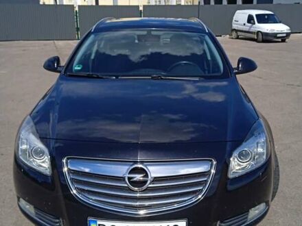 Чорний Опель Інсігнія, об'ємом двигуна 2 л та пробігом 170 тис. км за 7300 $, фото 1 на Automoto.ua