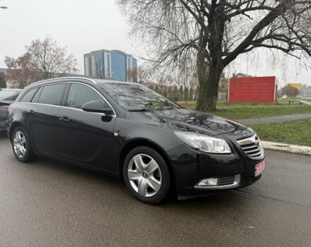 Черный Опель Инсигния, объемом двигателя 1.6 л и пробегом 204 тыс. км за 8000 $, фото 1 на Automoto.ua