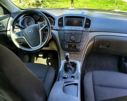 Черный Опель Инсигния, объемом двигателя 1.8 л и пробегом 205 тыс. км за 5200 $, фото 1 на Automoto.ua