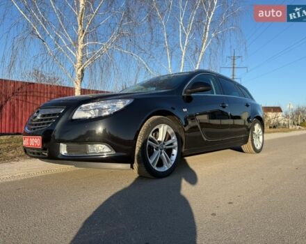 Чорний Опель Інсігнія, об'ємом двигуна 1.6 л та пробігом 206 тис. км за 8000 $, фото 1 на Automoto.ua
