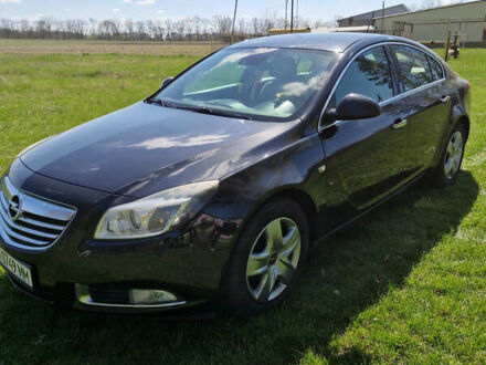 Чорний Опель Інсігнія, об'ємом двигуна 1.96 л та пробігом 340 тис. км за 8000 $, фото 1 на Automoto.ua