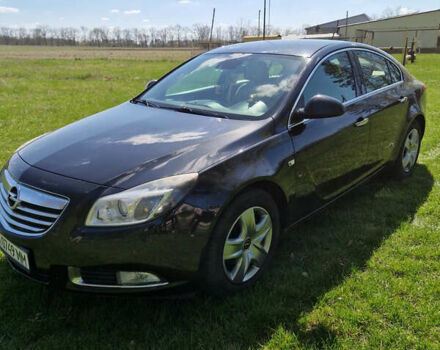 Чорний Опель Інсігнія, об'ємом двигуна 1.96 л та пробігом 340 тис. км за 8000 $, фото 1 на Automoto.ua