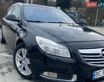 Черный Опель Инсигния, объемом двигателя 1.96 л и пробегом 260 тыс. км за 5999 $, фото 1 на Automoto.ua