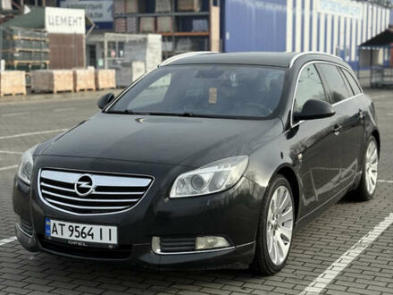 Черный Опель Инсигния, объемом двигателя 1.96 л и пробегом 305 тыс. км за 7999 $, фото 1 на Automoto.ua