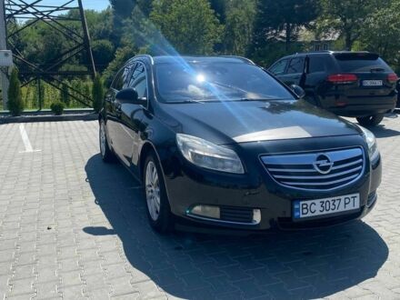 Черный Опель Инсигния, объемом двигателя 2 л и пробегом 250 тыс. км за 6300 $, фото 1 на Automoto.ua