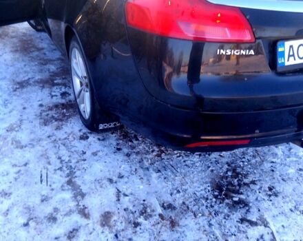 Черный Опель Инсигния, объемом двигателя 2 л и пробегом 23400 тыс. км за 5950 $, фото 1 на Automoto.ua