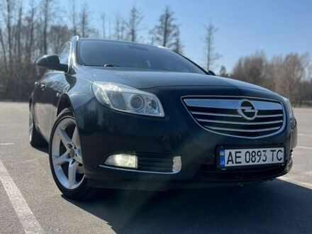 Черный Опель Инсигния, объемом двигателя 1.96 л и пробегом 290 тыс. км за 7999 $, фото 1 на Automoto.ua