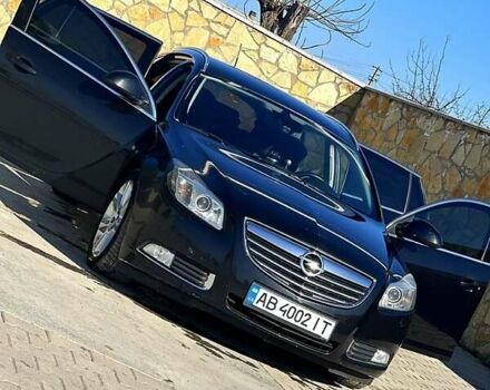 Чорний Опель Інсігнія, об'ємом двигуна 2 л та пробігом 296 тис. км за 7000 $, фото 1 на Automoto.ua